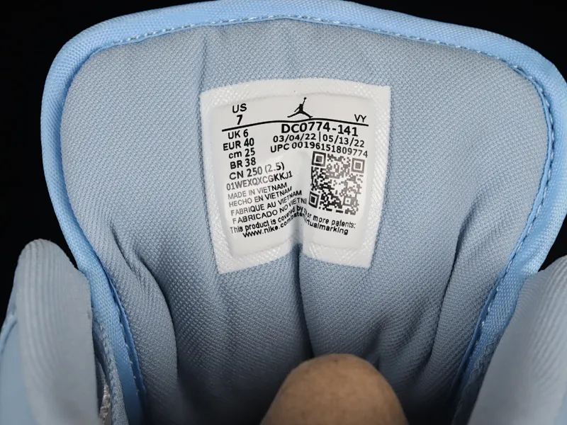 All categories Air Jordan Jordan series basketball shoes Air Jordan 1 Low Z version Air Jordan 1 Low "Aluminum" AJ1 Joe 1 new North Carolina blue DC0774-141